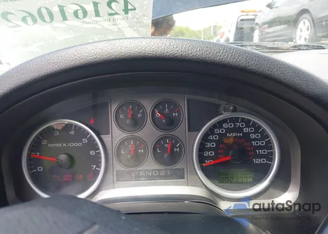 2006 Ford F-150 Fx4/Lariat/Xlt from USA, damaged, VIN 1FTPW14566KB91526